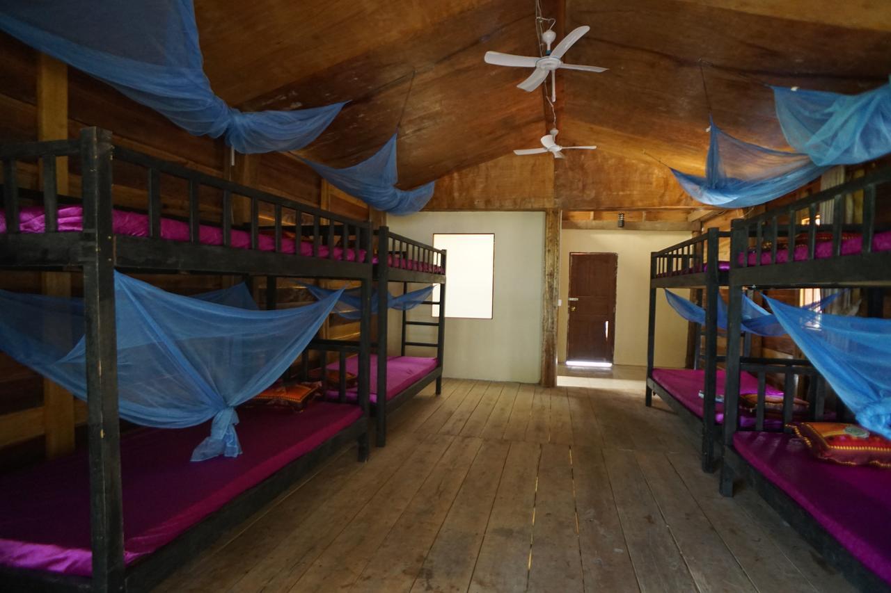 Suns Of Beaches Hostel Koh Rong Island Exterior photo