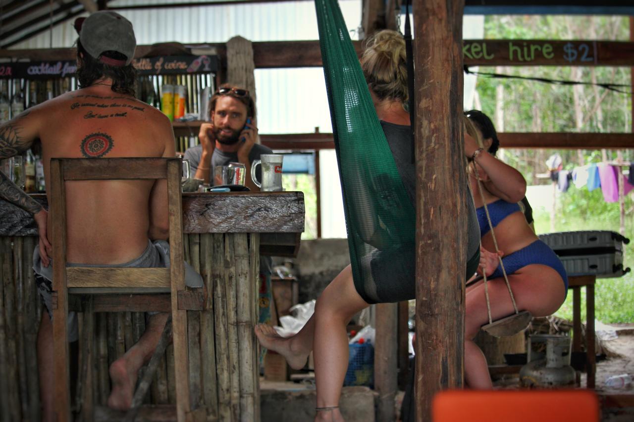 Suns Of Beaches Hostel Koh Rong Island Exterior photo